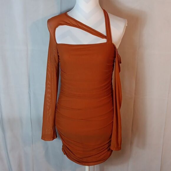 Elegant One-Shoulder Brown Dress - Picture 6 of 6